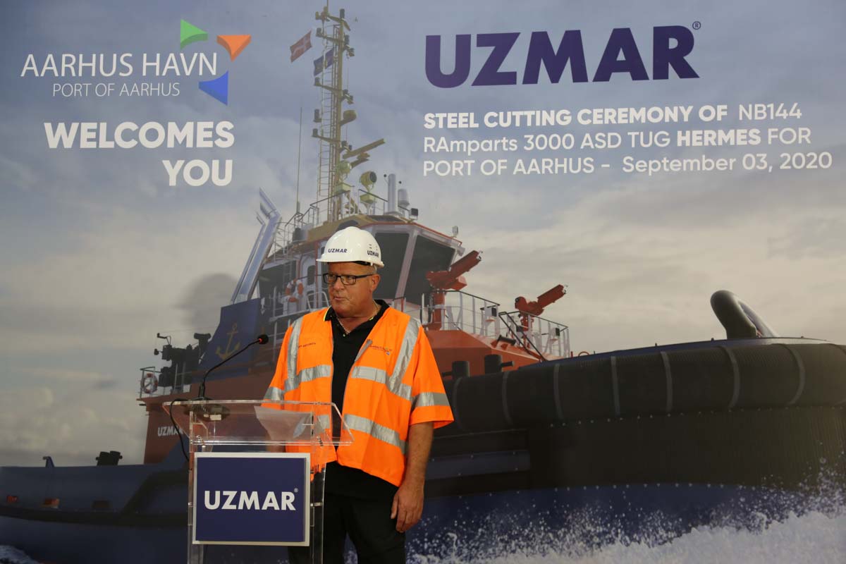 UZMAR Shipyard cut steel for new Port of Aarhus tug “Hermes”