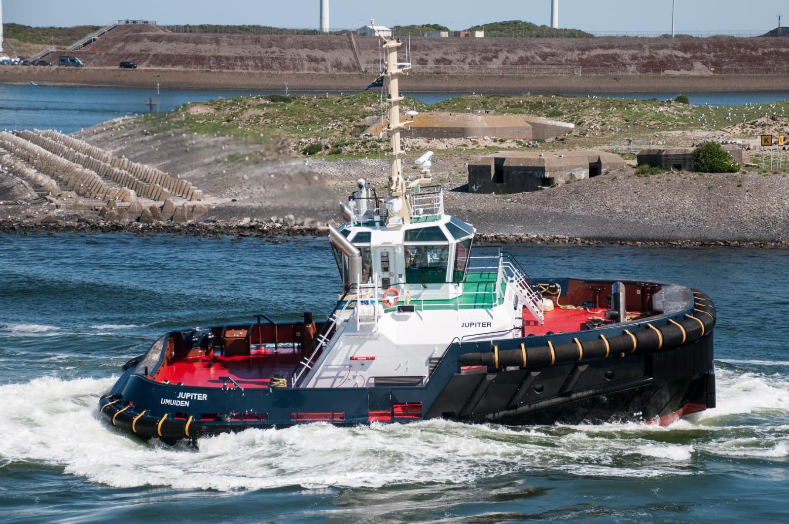Damen delivers ASD Tug 2312 to Iskes in IJmuiden