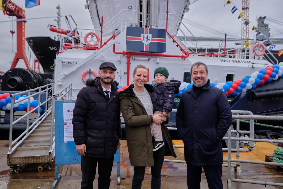 Godmother names powerful new Sanmar harbour tug after her son