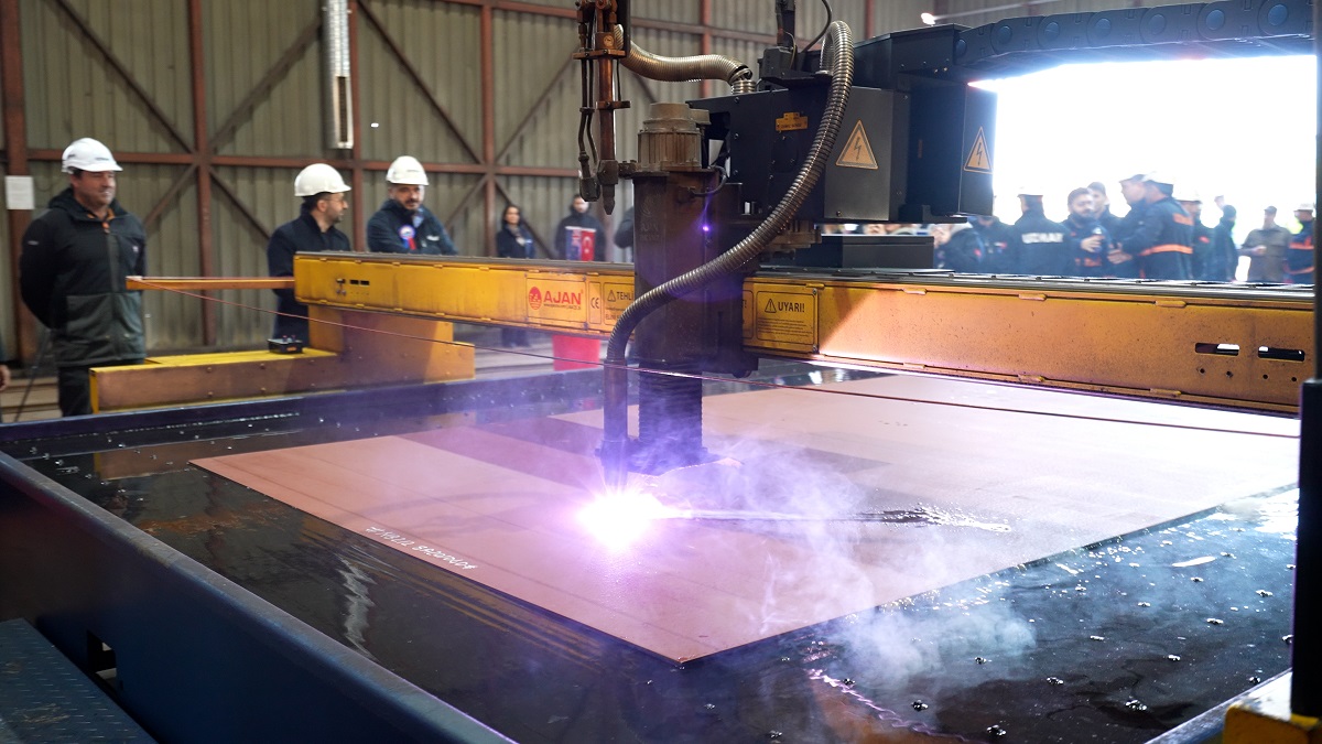 UZMAR Shipyard Marks Steel Cutting for Port of Tauranga’s First Hybrid Rotortug