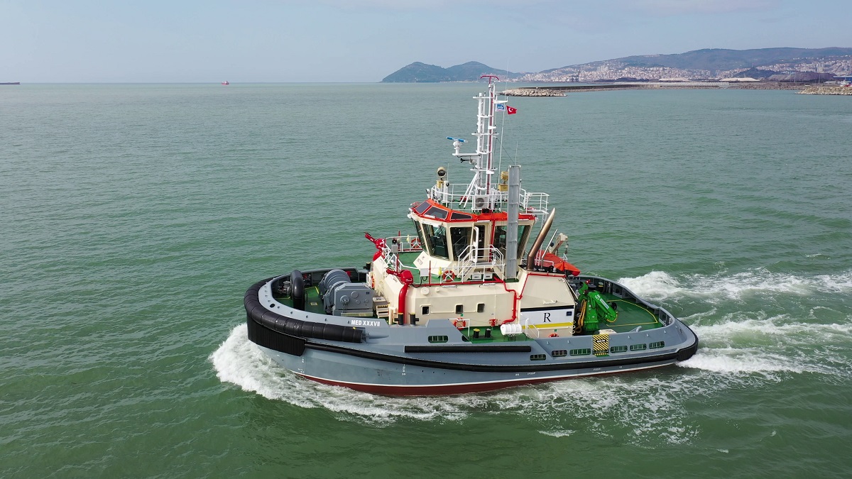Med Marine delivered Med A2575 series tug to Gijon