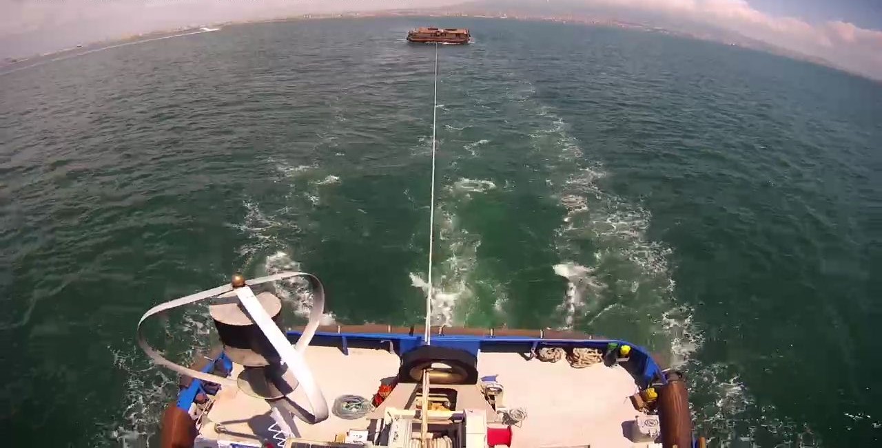 Giano tug at ITS Marseille with remote control