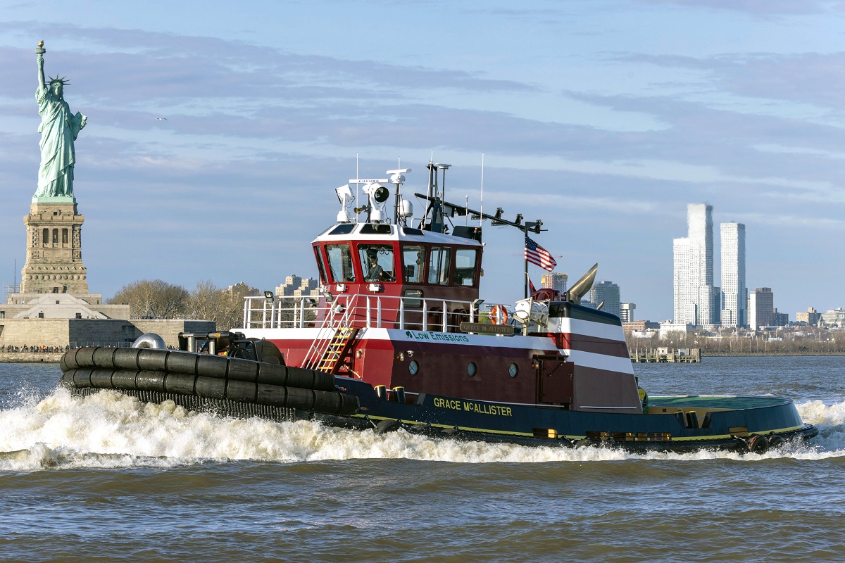 McAllister receives new built Low Emission Class Tractor Tug