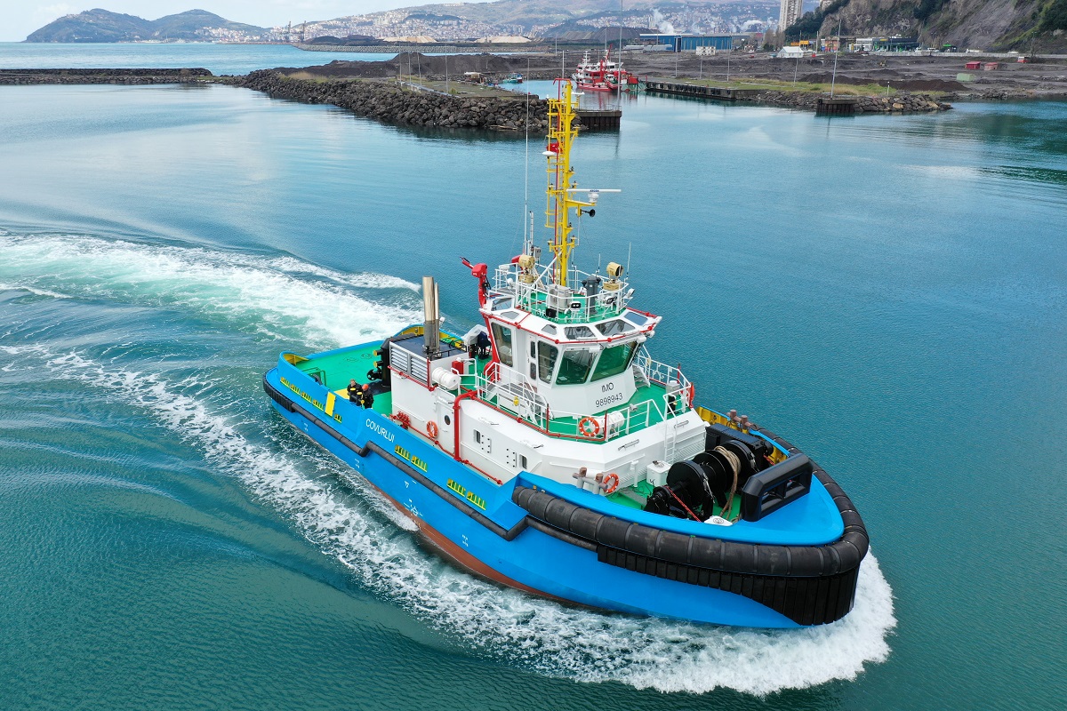 Med Marine delivers super ice class tier III tugboat, Covurlui to A.F.D.J.