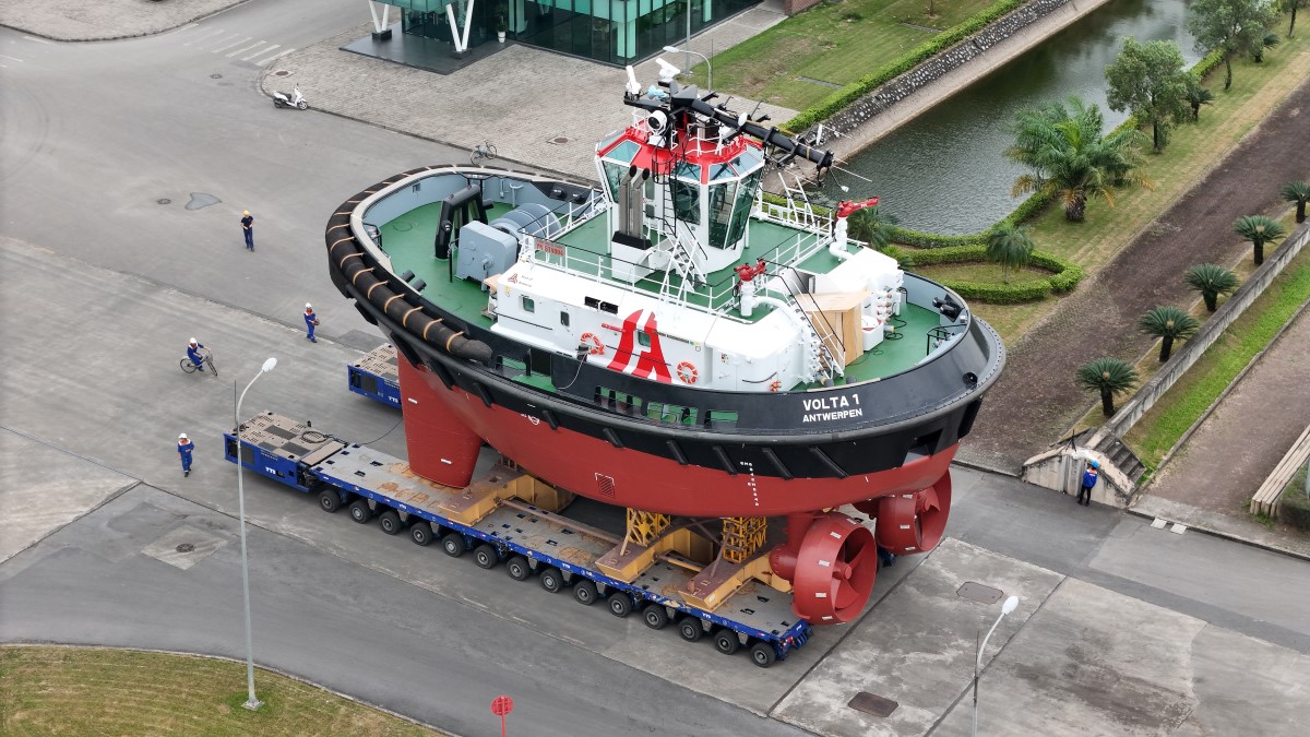 Damen launches fully electric RSD-E Tug 2513 for Port of Antwerp-Bruges