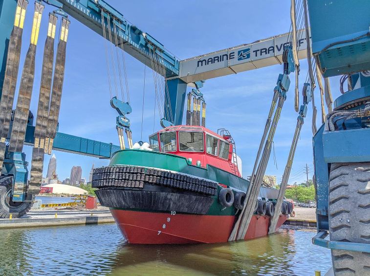 Great Lakes Shipyard Launches Tug Wisconsin